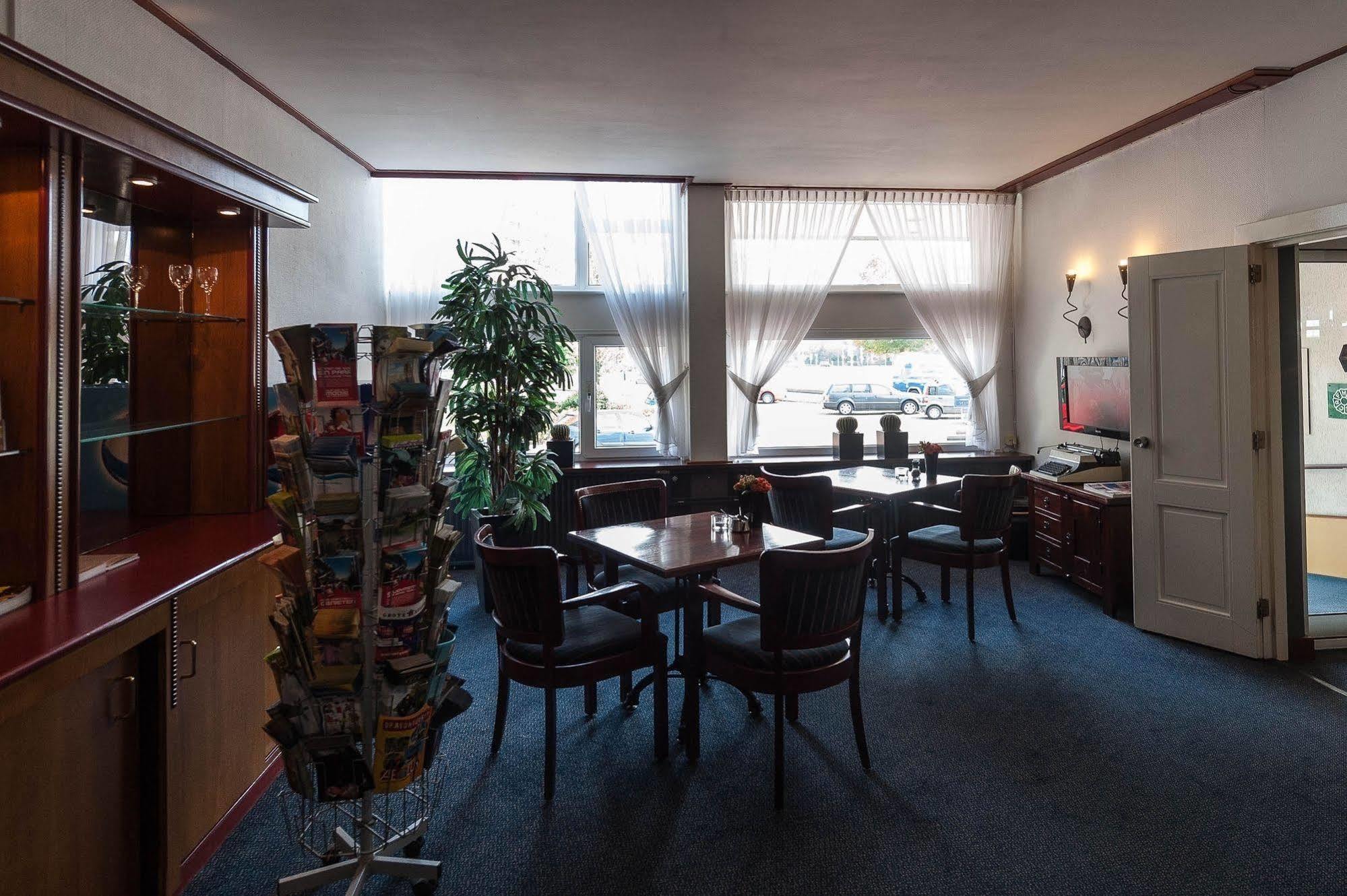 Eurohotel Леэварден Экстерьер фото